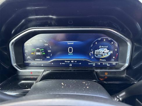 Used 2024 Chevrolet Silverado 2500 LT w/ Convenience Package image 12