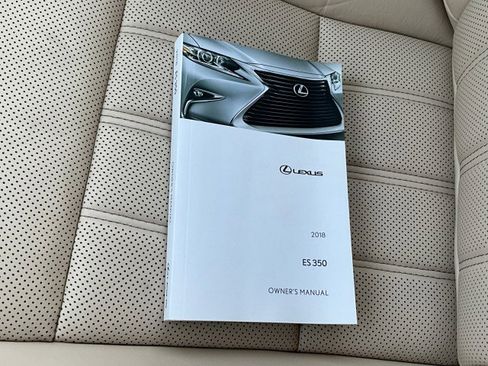 Used 2018 Lexus ES 350 w/ Luxury Package w/Wood Trim image 38