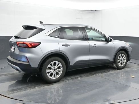 Used 2024 Ford Escape Active image 11