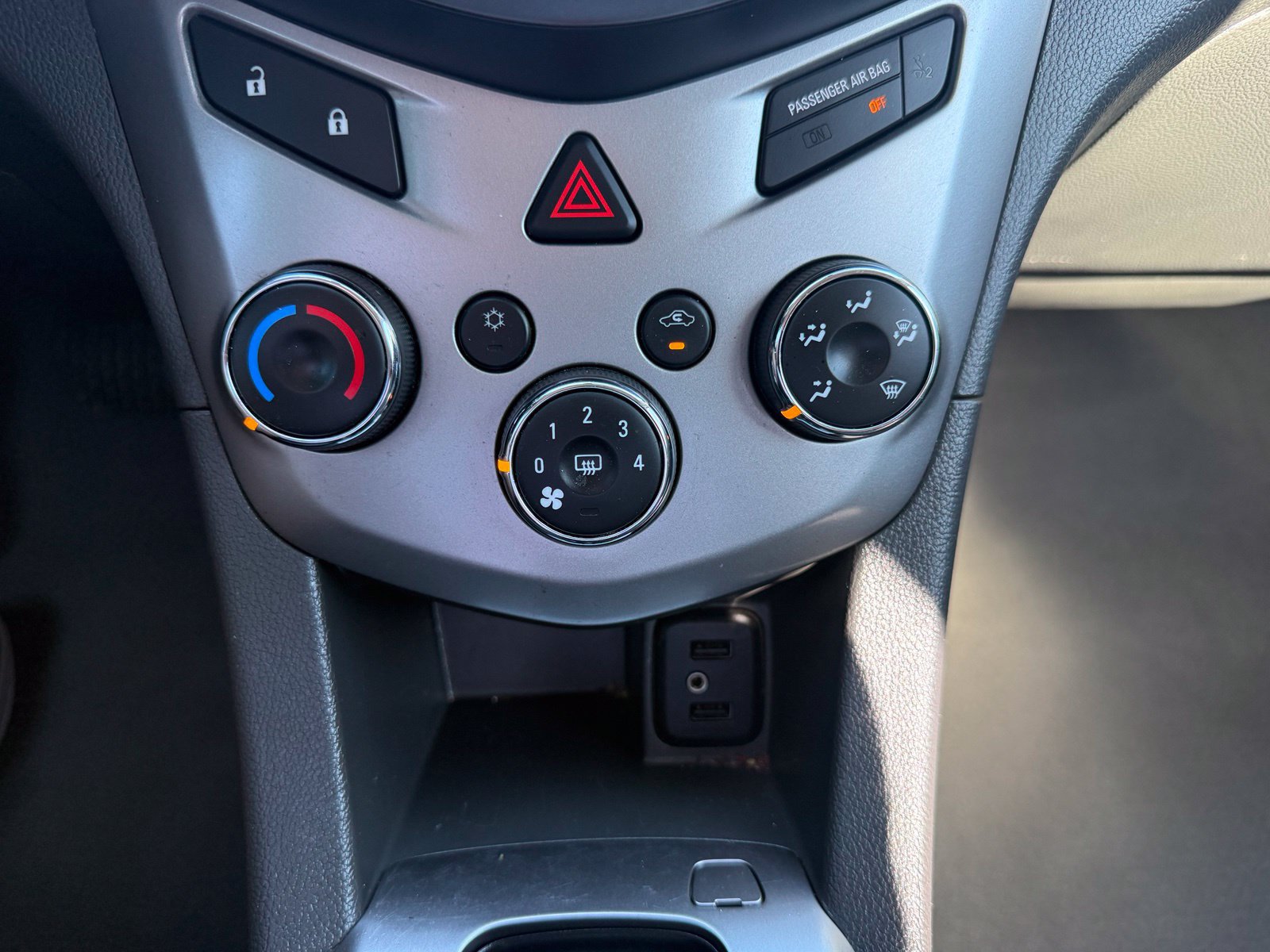 Certified 2020 Chevrolet Sonic LT FWD image 22