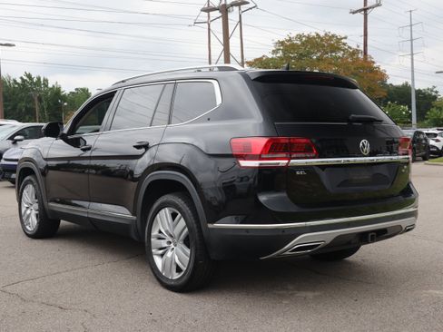 Used 2018 Volkswagen Atlas SEL Premium AWD/4WD image 3