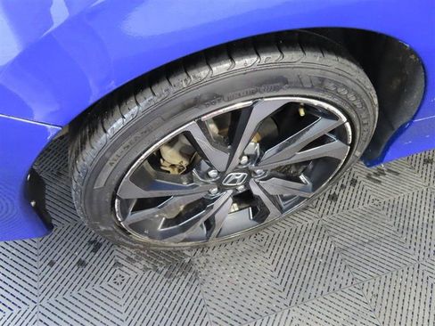 Used 2020 Honda Civic Sport image 8