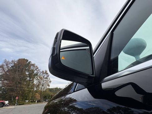 Used 2019 Mercedes-Benz GLS 450 4MATIC image 17