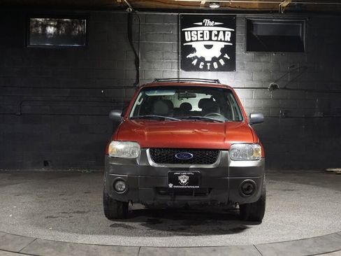 Used 2005 Ford Escape XLT AWD/4WD image 8