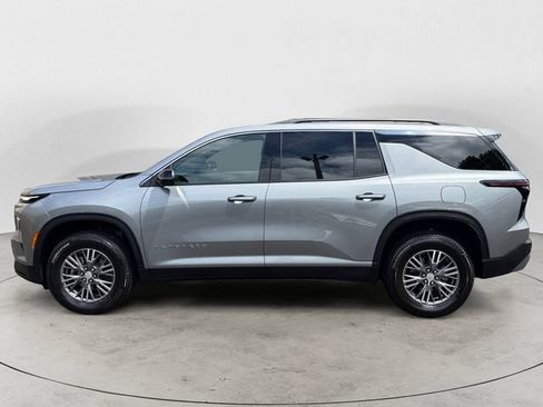 Certified 2026 Chevrolet Traverse LT AWD/4WD image 2
