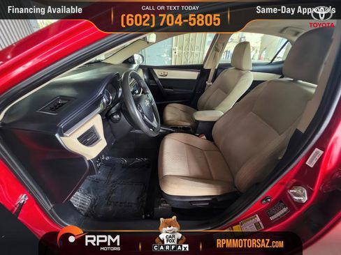 Used 2015 Toyota Corolla LE image 10