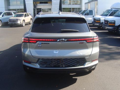 Used 2025 Chevrolet Equinox EV RS image 5