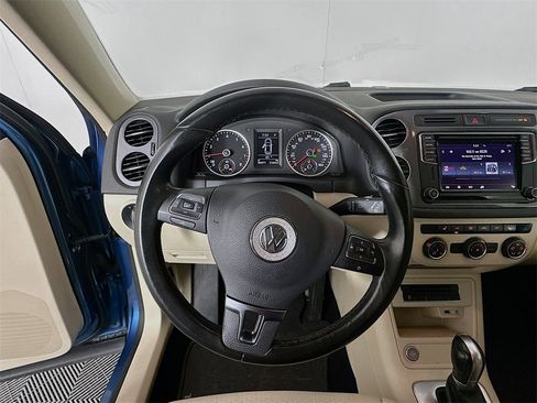 Used 2017 Volkswagen Tiguan Wolfsburg Edition image 11