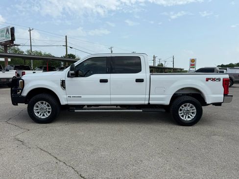 Used 2019 Ford F250 XLT w/ XLT Value Package AWD/4WD image 4