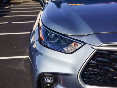 Certified 2023 Toyota Highlander XLE image 11