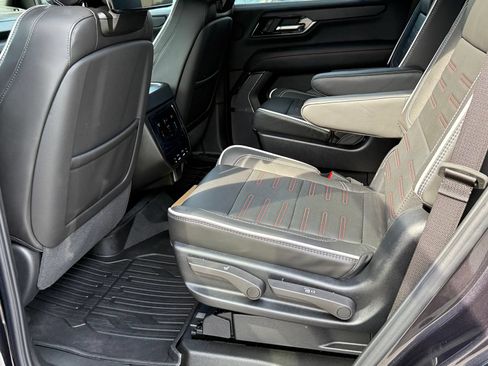 Certified 2026 GMC Yukon AT4 Ultimate AWD/4WD image 21
