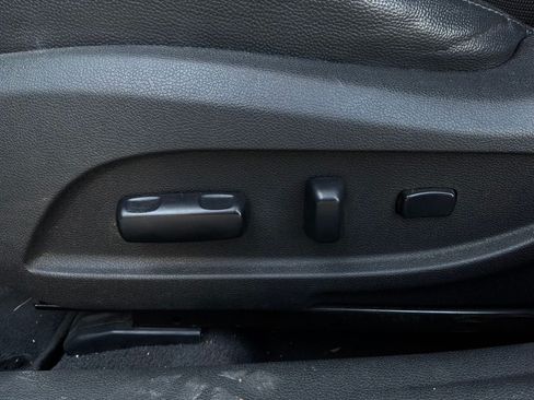 Used 2011 Hyundai Sonata SE w/ Navigation & Sunroof Pkg 4 FWD image 11