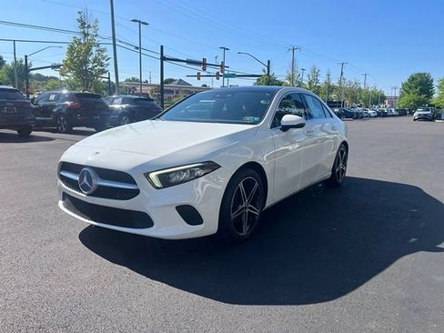 Used 2019 Mercedes-Benz A 220 4MATIC image 4