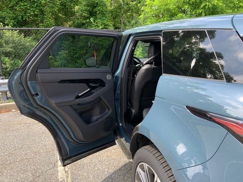 Certified 2024 Land Rover Range Rover Evoque Dynamic SE image 12