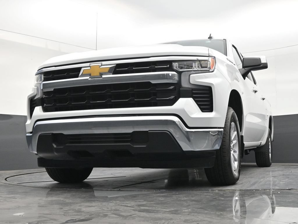 Used 2025 Chevrolet Silverado 1500 LT RWD image 26