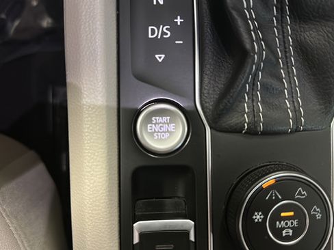 Used 2021 Volkswagen Atlas SE AWD/4WD image 22