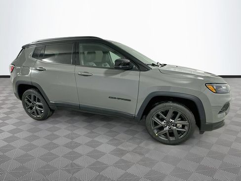 New 2026 Jeep Compass Limited AWD/4WD image 3