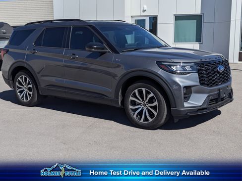 Used 2025 Ford Explorer ST-Line w/ Premium Package image 1