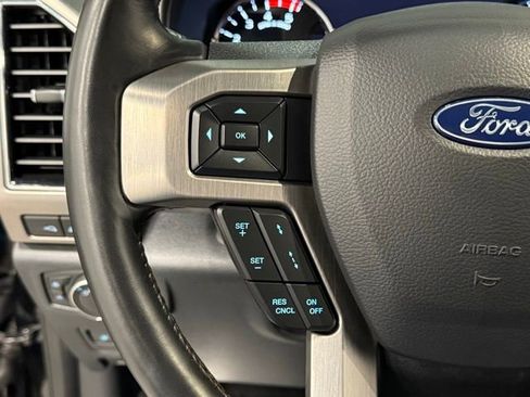 Used 2022 Ford F450 Platinum image 21