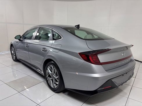 Used 2023 Hyundai Sonata SEL image 3