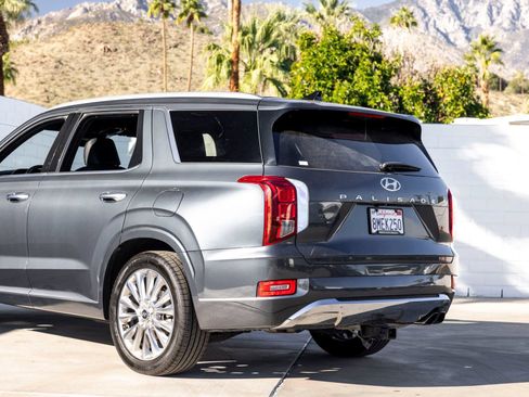Used 2020 Hyundai Palisade Limited FWD image 8