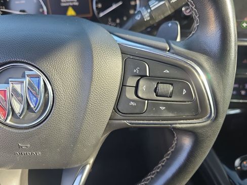 Used 2023 Buick Envision Preferred FWD image 18