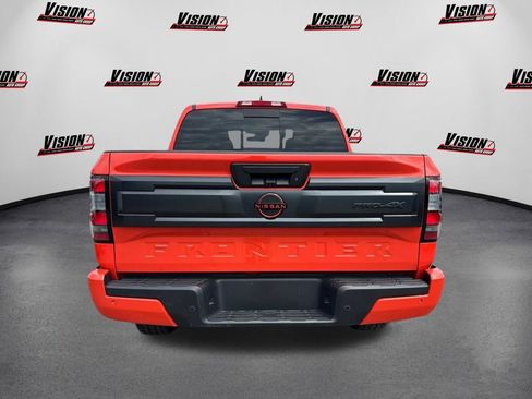 Certified 2025 Nissan Frontier PRO-4X AWD/4WD image 6