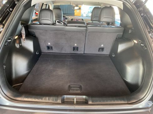 Used 2020 Jeep Cherokee Trailhawk w/ Comfort & Convenience Group image 28