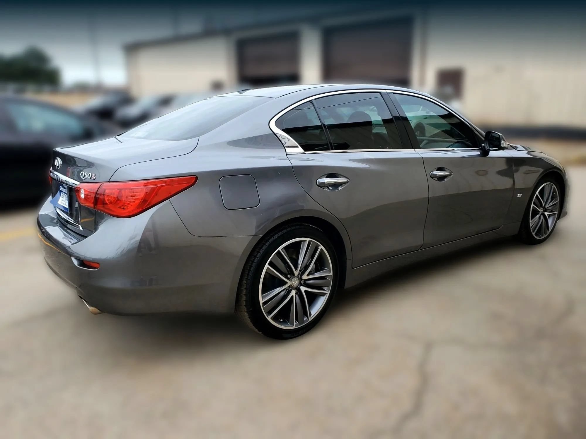 Used 2015 INFINITI Q50 RWD image 16