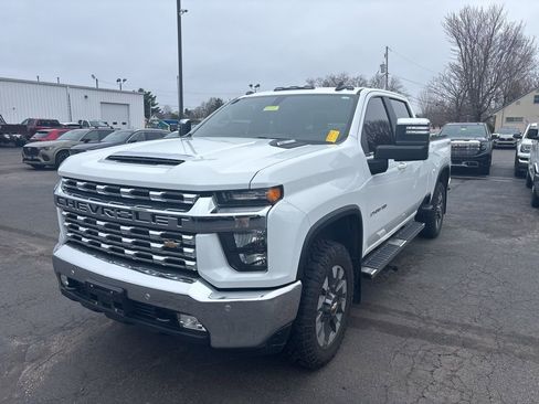 Used 2021 Chevrolet Silverado 2500 LT w/ All Star Edition image 2