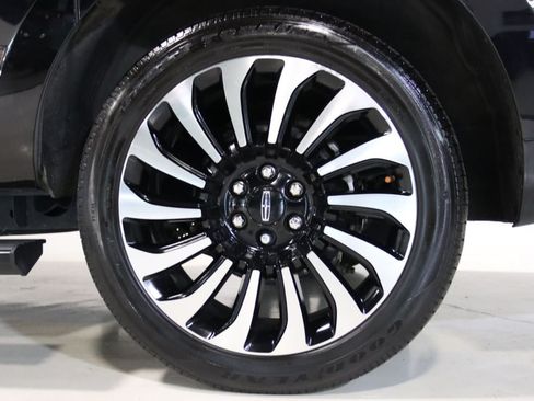 Used 2024 Lincoln Navigator L Black Label AWD/4WD image 71