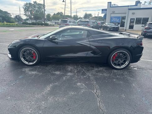 Used 2021 Chevrolet Corvette Stingray Premium Conv w/ Z51 Performance Package RWD image 11