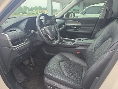 Used 2024 Toyota Grand Highlander FWD image 10