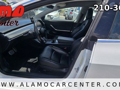 Used 2018 Tesla Model 3 Long Range AWD/4WD image 32