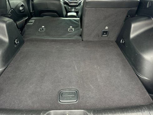 Used 2020 Jeep Cherokee Trailhawk w/ Cold Weather Group image 15