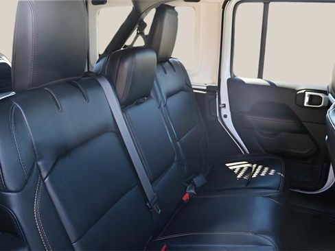 Used 2025 Jeep Wrangler Sahara w/ Safety Group image 17