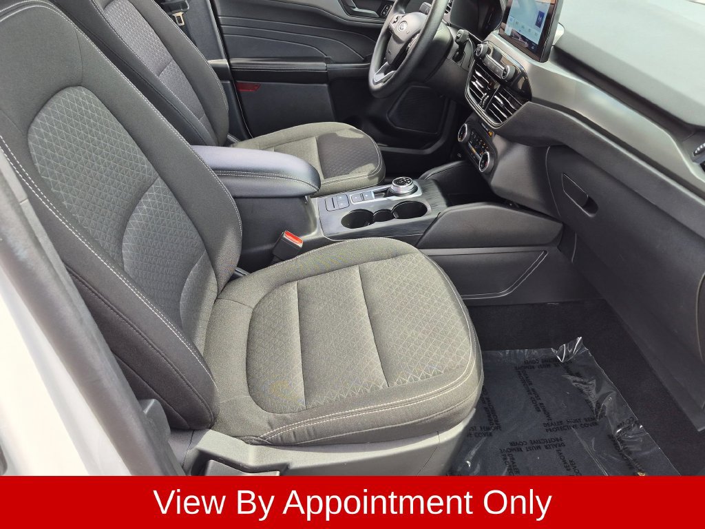 Used 2025 Ford Escape Active FWD image 30