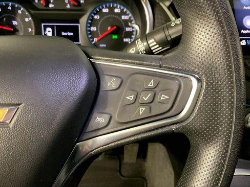 Used 2021 Chevrolet Malibu LT image 19