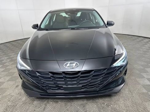 Certified 2023 Hyundai Elantra SEL w/ Convenience Package image 8