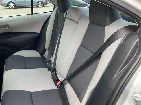 Used 2023 Toyota Corolla LE FWD image 16