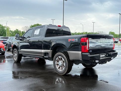 Used 2023 Ford F250 King Ranch w/ FX4 Off-Road Package AWD/4WD image 8