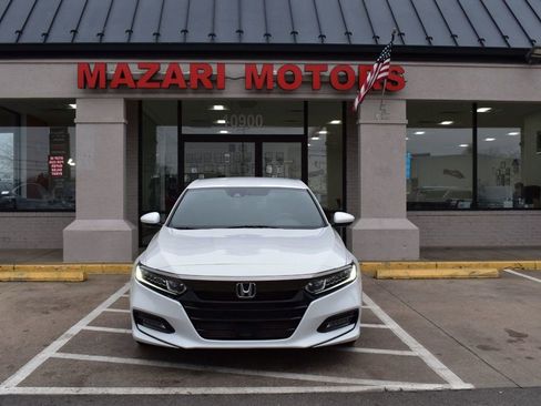 Used 2018 Honda Accord Sport image 7