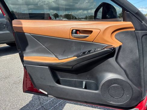 Used 2022 Lexus IS 300 image 14