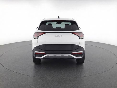 Used 2025 Kia Sportage LX image 7