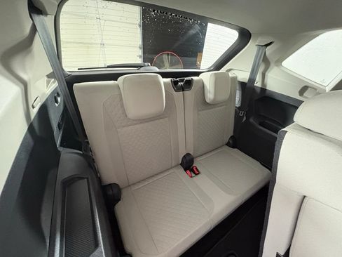 Used 2020 Volkswagen Tiguan S FWD image 46