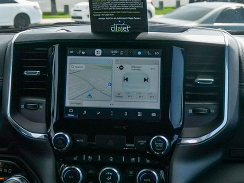 Used 2024 RAM 1500 Laramie image 13