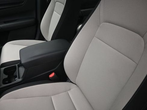 Used 2023 Honda CR-V LX image 18