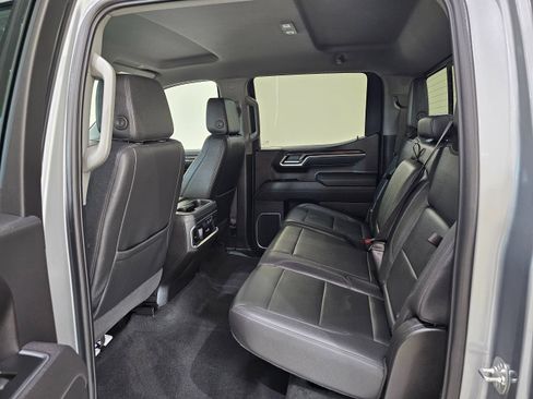 Used 2025 GMC Sierra 1500 SLT w/ SLT Premium Package AWD/4WD image 24