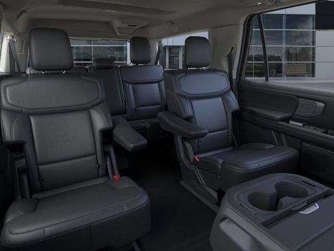 New 2026 Ford Expedition Max Platinum w/ Driver's Package image 32