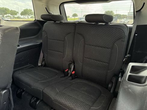 Used 2018 GMC Acadia SLE FWD image 28